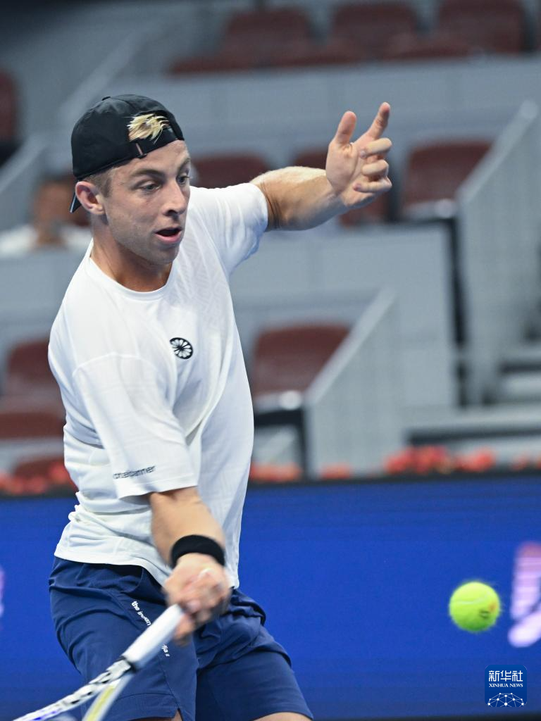 开云官方app入口-美国网球队完胜西班牙网球队，穆雷一己之力扛起全队