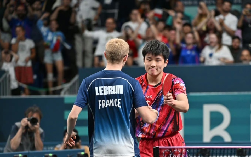 德国队险胜法国队,张本智和扛起全队 德国队险胜法国队,张本智和扛起全队