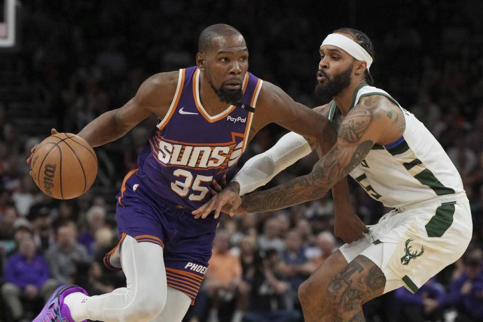 中国男篮爆冷猛龙,杜兰特一己之力扛起全队 中国男篮爆冷猛龙,杜兰特一己之力扛起全队