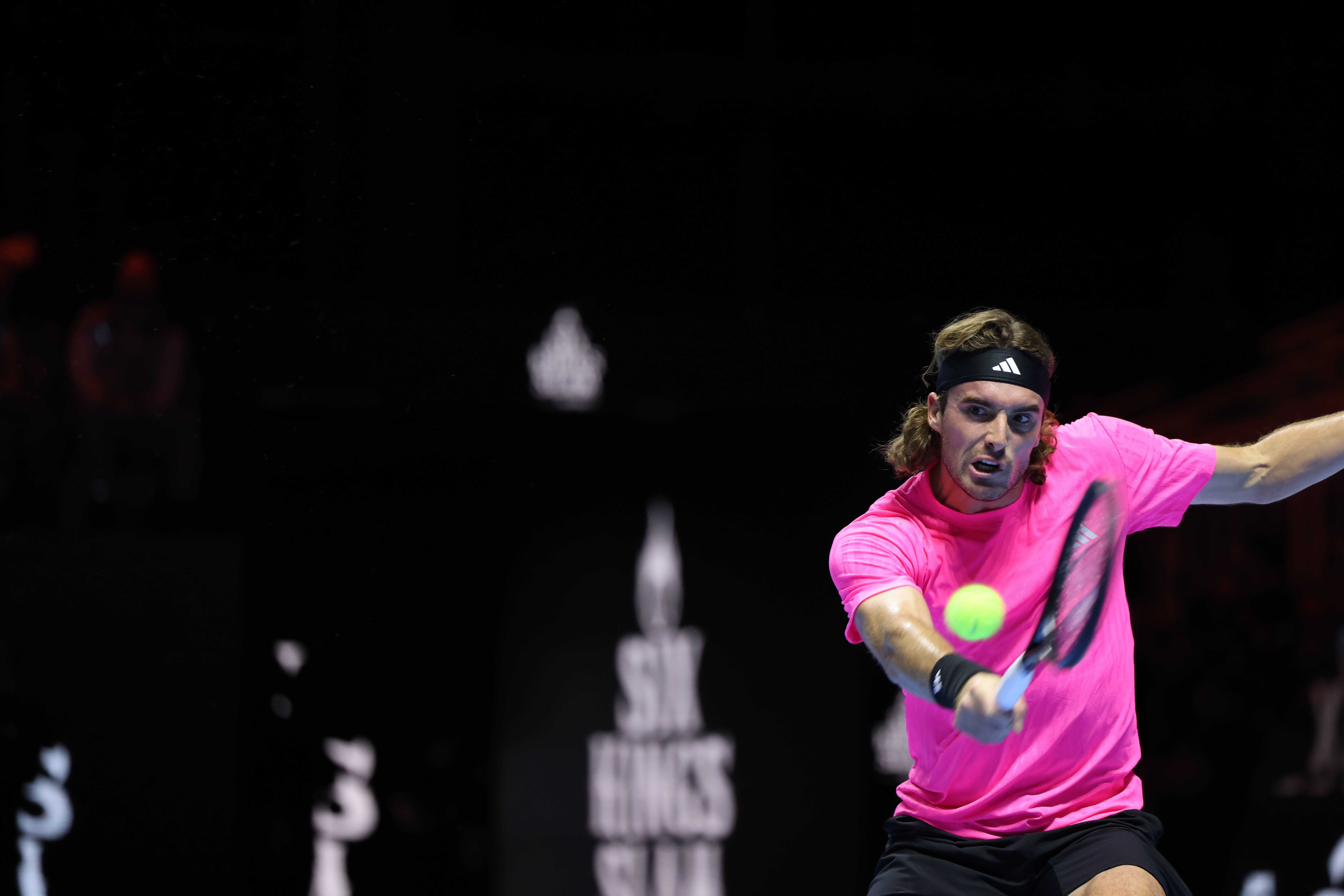 美国网球队力克德国网球队，西西帕斯送出助攻